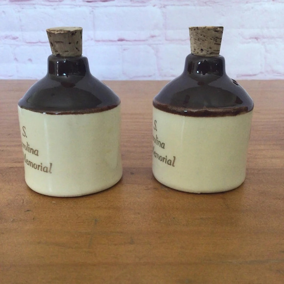 Vintage U.S.S. North Carolina Battleship Memorial Salt and Pepper Shaker Pair - Picture 4 of 7